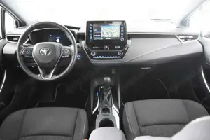 Toyota Corolla 1,8 Hybrid  *1.Hand*Navi*Park ass.* Bild 2