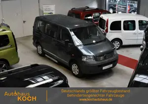 Volkswagen T5 Shuttle 2.5 TDI  rollstuhlgerecht Bild 4