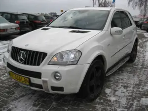 Mercedes-Benz ML 420 CDI *AMG-Paket+AHK+Navi+GSD*