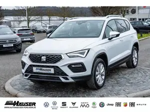 SEAT Ateca Road Edition 1.5 TSI DSG AHK PANO NAVI KAMERA PARK