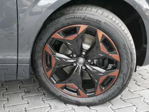 CUPRA Terramar VZ 1.5 e-Hybrid SHZ ACC HUD LED 360° Bild 5