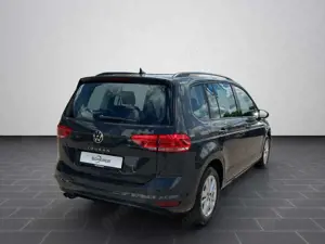 Volkswagen Touran Comfortline 2,0 l TDI SCR 150 PS 7-Gang D Bild 2