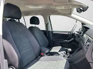Volkswagen Touran Comfortline 2,0 l TDI SCR 150 PS 7-Gang D Bild 4