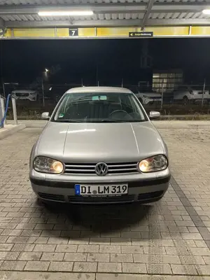 Volkswagen Golf 1.4