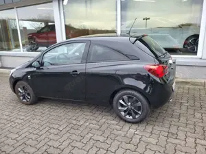 Opel Corsa 120 Jahre Bild 2