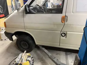 Volkswagen T4 Transporter T4 TD 7DM 1H2
