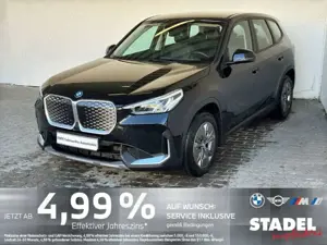 BMW iX1 xDrive30 Navi.LED.RüKam.Sitzheiz.DAB.el.Heck Bild 1
