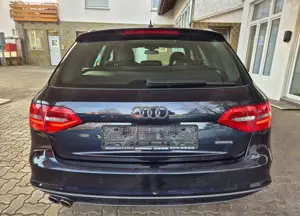 Audi A4 Avant 3.0TDI S Line Sportpaket/Plus Quattro Bild 5