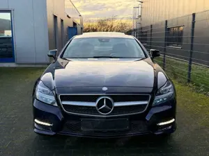 Mercedes-Benz CLS 350 CDI BE 4Matic*AMG LINE*S-DACH*KEYLESS GO Bild 4