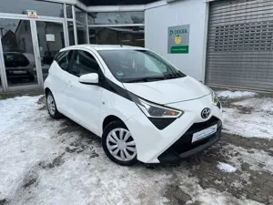 Toyota Aygo x-play Aut. mit TÜV/AU-Neu,Scheckheft…