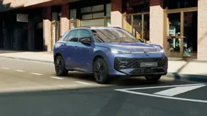 Volkswagen T-Roc R-Line 1.5 l eTSI OPF 110 kW (150 PS) 7-Gang-Doppe