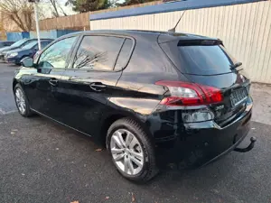 Peugeot 308 Active Bild 4