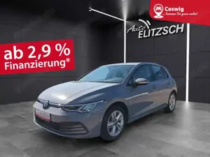 Volkswagen Golf VIII TSI Life LED Kamera CarPlay SHZ PDC ACC Navi