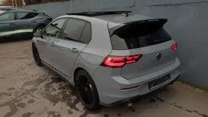 Volkswagen Golf 8 GTI Clubsport DSG * Akrapovic*Black*Pano Bild 3