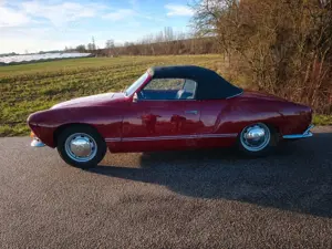 Volkswagen Karmann Ghia Cabrio Kirschrot
