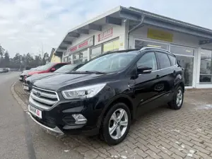 Ford Kuga Titanium - 1. Hand - TÜV Neu - AHK -