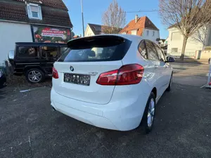 BMW 218 218 i Advantage Active Tourer Advantage Bild 5