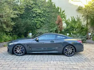 BMW M850 M850i xDrive