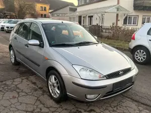 Ford Focus 1.6 Ambiente - TÜV 02/2026
