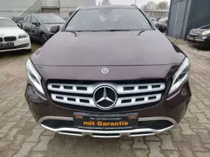 Mercedes-Benz GLA 200 +GARANTIE+79000km+LED+NAVI+SHZ+CAM+PDC