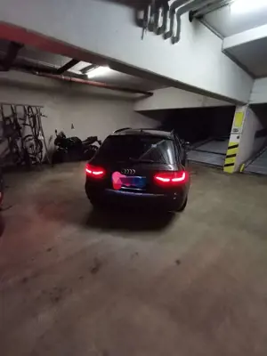 Audi A4 Avant 3.0 TDI DPF quattro S tronic Ambition Bild 3