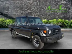 Toyota Land Cruiser GRJ 79 DC LX 40th Automatik SOFORT Bild 2