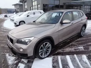 BMW X1 20 i sDrive,Automatik,67Tkm