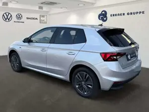 Skoda Fabia Tour 1.0 TSI Tour +SHZ+LED+PDC+RFK+KESSY+KLIMA+ Bild 2