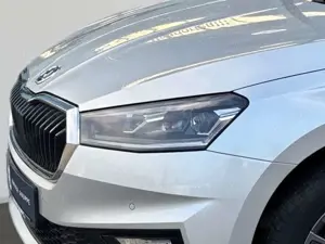 Skoda Fabia Tour 1.0 TSI Tour +SHZ+LED+PDC+RFK+KESSY+KLIMA+ Bild 4