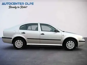 Skoda Octavia 1.6 Classic **ERST 33TKM-1. HAND** Bild 2