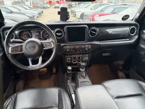 Jeep Wrangler Unlimited Softtop Sky One-Touch Bild 5