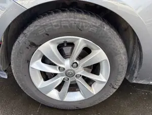 Opel Corsa E 1.4 ON ecoFlex ALU SHZ LHZ PDC Bild 5