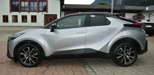 Toyota C-HR 1.8 Hybrid Teamplayer Bild 2