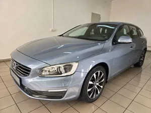 Volvo V60 Automatik Kombi Linje Svart Xenon Navi Leder