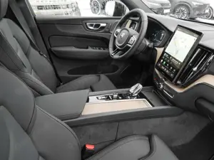 Volvo XC60 T6 Plus Dark 360° *Pano Bild 3