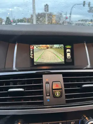 BMW X4 xDrive20d Aut. M Paket Bild 3