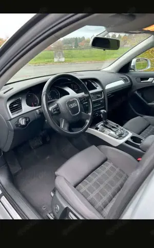 Audi A4 Avant 2.0 TDI DPF multitronic Ambition Bild 3