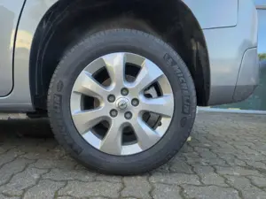 Opel Combo Life Edition 1.5 D +DAB+Allwetter+AHK+CarPlay+ Bild 5