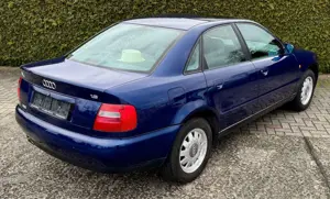 Audi A4 A4 1.6 Bild 3