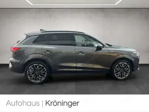 Audi Q3 1.5 TFSI Sline STronic ACC Rück Bild 4