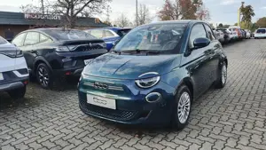 Fiat 500e 3+1 42 kWh, SOH 97% Klimaatm., ZV+FB