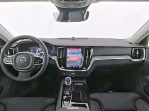 Volvo V60 Kombi Ultra Dark Recharge Plug-In Hybrid AWD HUD S Bild 5