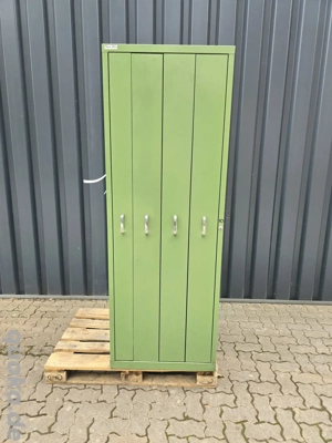 Werkzeugschrank Lista Dick Vertikalauszug