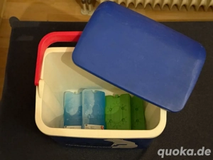 Kühlbox inkl. 4 große Kühlakkus   sofort einsatzbereit