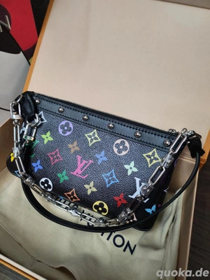 Louis Vuitton x TM Pochette Accessoires LV