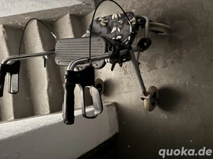Gehhilfe Rollator - image 2