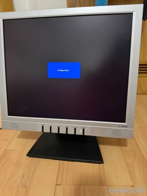 19 Zoll Monitor mit Stromkabel