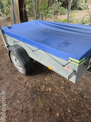 Stema Anhänger mit Plane