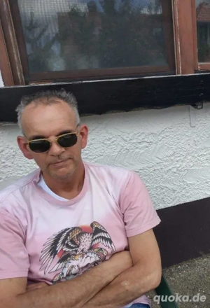 Attraktiver, sportlicher, empathischer Mann(56), sucht Lebensgefährtin für ernsthafte Partnerschaft!