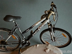 UNIVEGA Rover Mountainbike 26" für Damen   Jugendiche